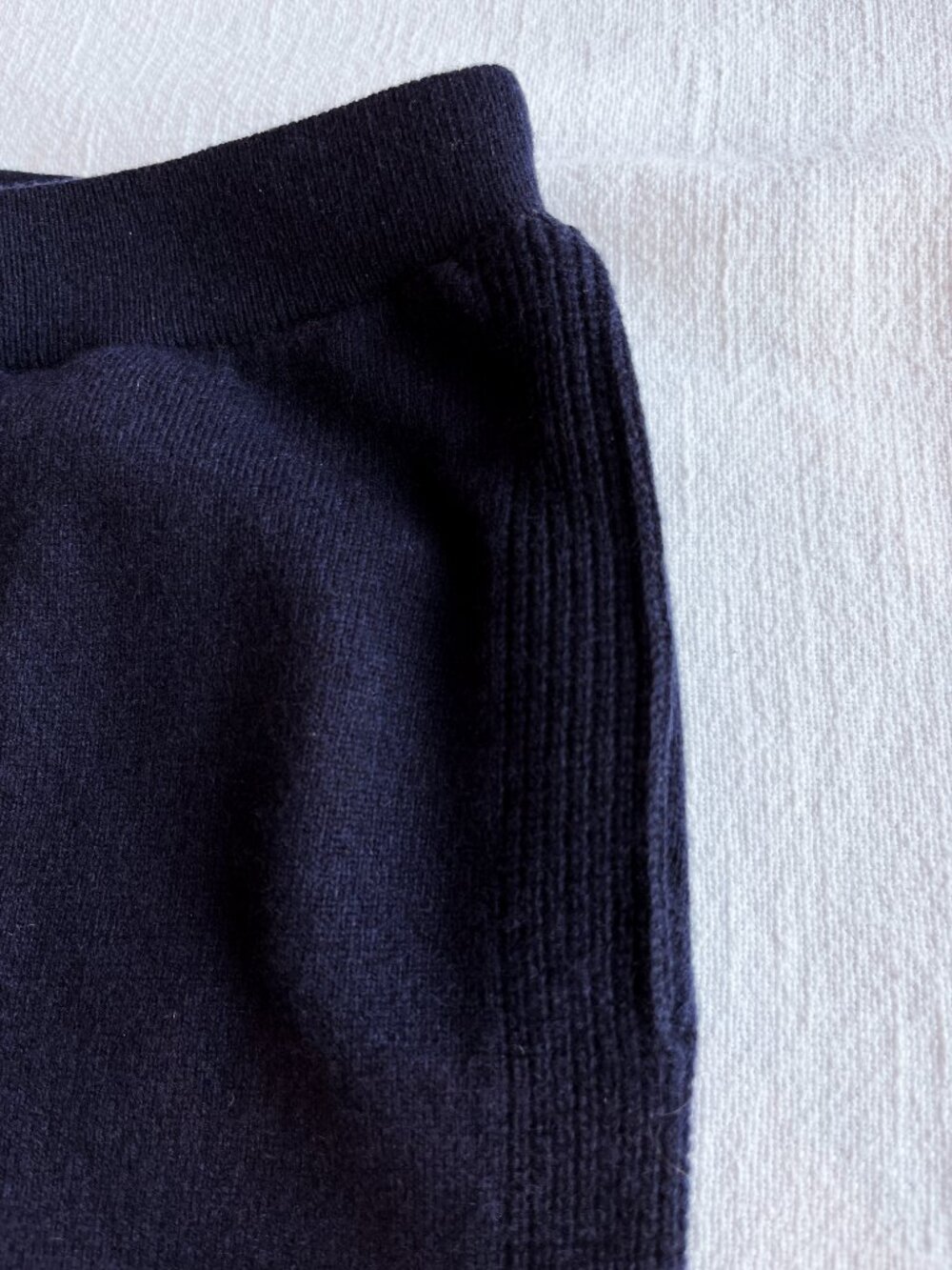 Stella McCartney Cashmere & Wool Joggers in Navy, IT 40, NWT - Picture 4 of 12